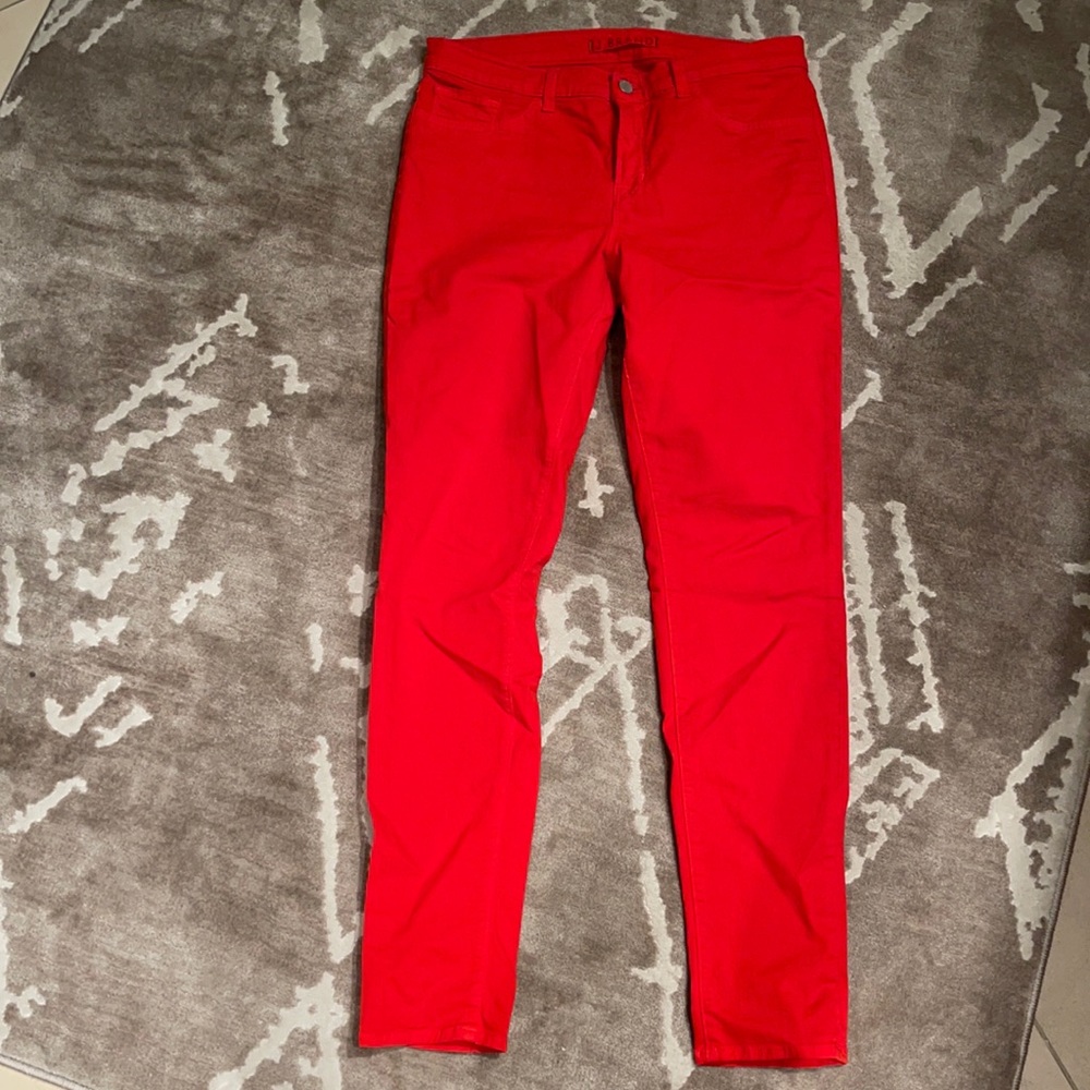 Statement Red Jeans